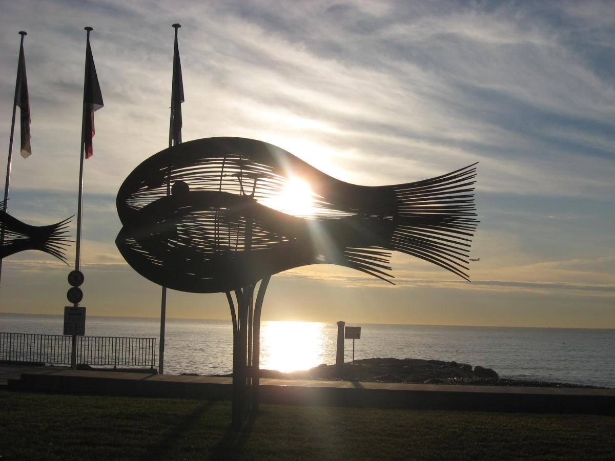 Plage Et Hippodrome Cagnes-sur-Mer Exterior foto